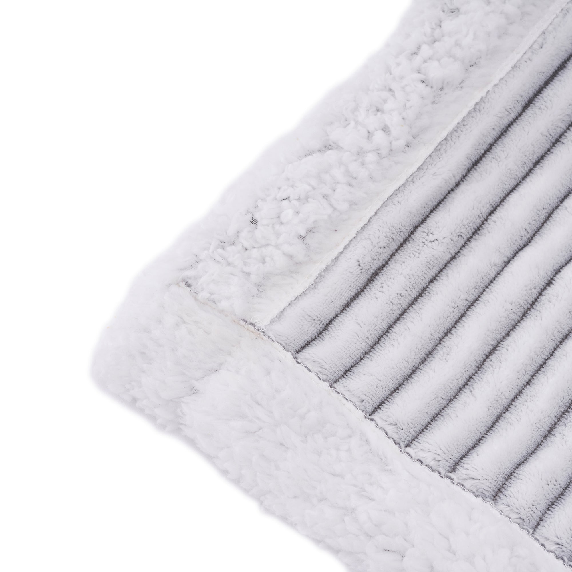 Isselle Easton Faux Fur Throw - Queen